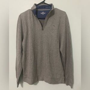 Vineyard Vines teen XL size pullover.